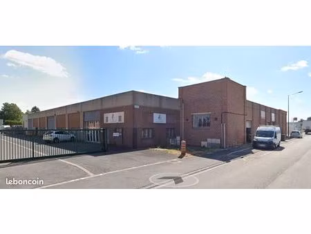 local à louer / entrepôt / stockage / bureaux à pérenchies