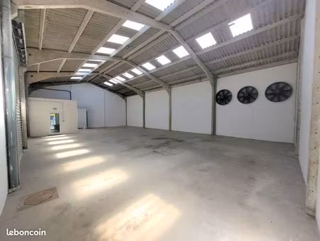 entrepôt / local d’activités 288 m² à louer – site sécurisé – idéal artisan  stockage ou a