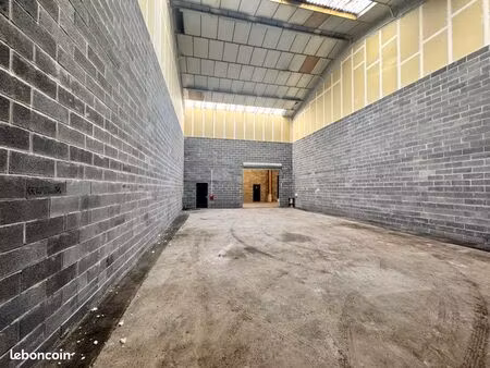 entrepôt 200 m² – lille / ronchin