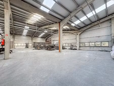 surface industrielle à louer à chemin du vicinal 5 ferrières (vbd61809)