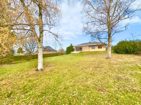 maison à louer à rue de asipré 13 ave-et-auffe (vbd61841)