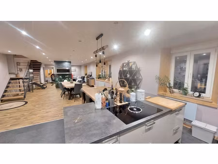appartement duplex à maiche - 5 pièces -142 m2