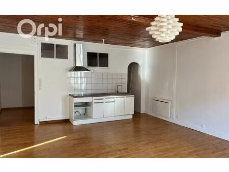 location appartement  75.28 m² t-3 à saint-étienne-de-saint-geoirs  620 €
