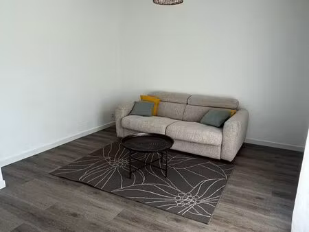 t2 coup de cœur à aix : meublé  moderne et ultra fonctionnel