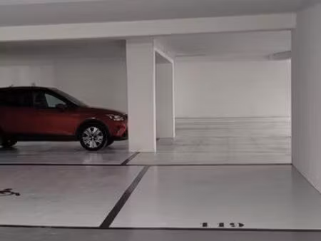 place de parking couvert