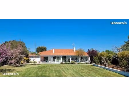 maison 5 pièces 146 m²