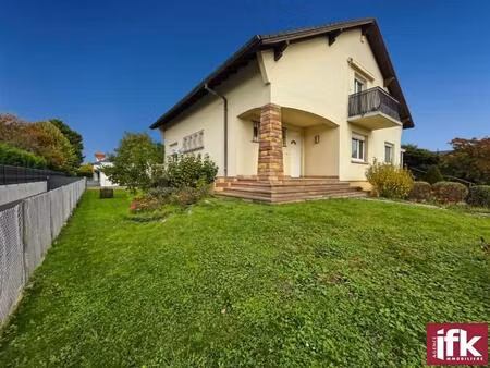 horbourg-wihr - maison de 201m2 bâtie sur une parcelle de 12.50 ares