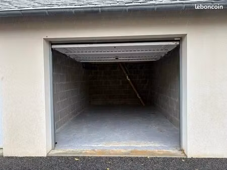 location garage port arzal