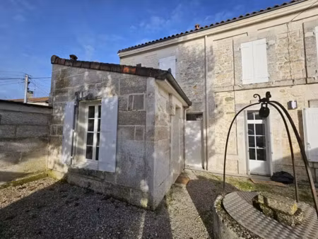 maison 3 pièces 64 m² à louer saint-michel 16470 ? | era immobilier