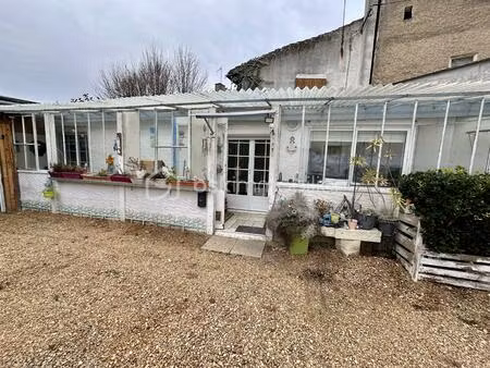 maison de village de 90 m² à mirebeau
