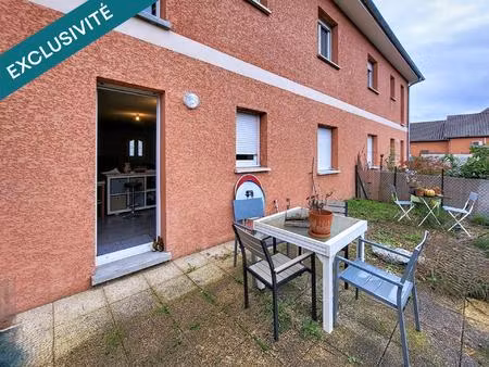 au cœur de morestel  appartement t3 de 61 m² en rdc avec cour privée d'une petite résidenc