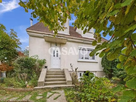 vente maison 8 pièces de 168m² - 78330 fontenay-le-fleury