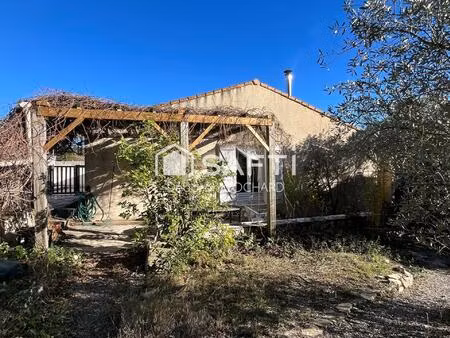 villa familiale au calme dans un cadre verdoyant