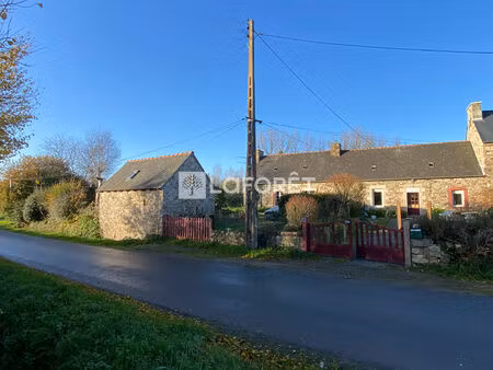 deux maisons à rénover plourivo 2700 m² de terrain