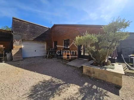 vente immeuble 107 m² la brillanne (04700)