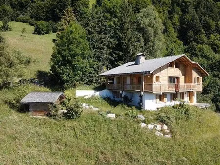 exclusivite : chalet 6 chambres avec vue exceptionnelle sur les hauteurs de saint nicolas.