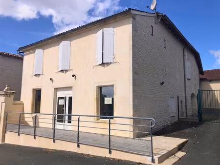 achat immeuble 162m² lonzac 17520
