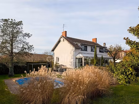 maison à vendre saint marcel 7 pièce(s) 189m2 374 000€