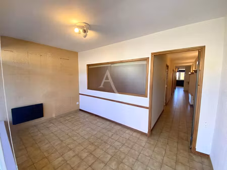 vente commerce 5 pièces 66 m² castelnaudary (11400)