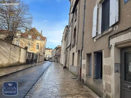 immeuble 121 m² poitiers