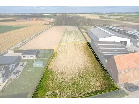 1446m² bouwgrond te koop in proven.