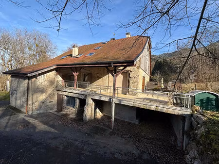 app. t3 -4 de 125 m² à draillant (74)