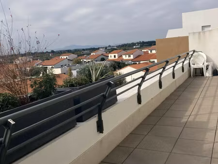 à vendre – superbe appartement t3 neuf avec grande terrasse e