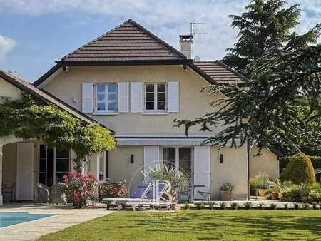 villa de luxe à vendre à thoiry : 1 395 000 € | 260m²