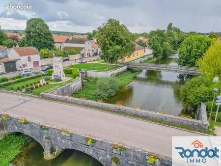 terrain 1432 m² lux