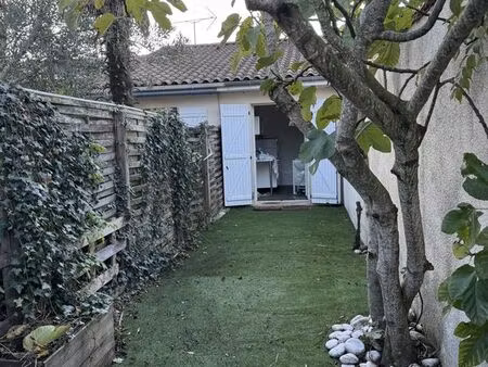 petit studio 30m² avec jardin 90m² et place de parking sur saint-andré-de-cubzac proche a1