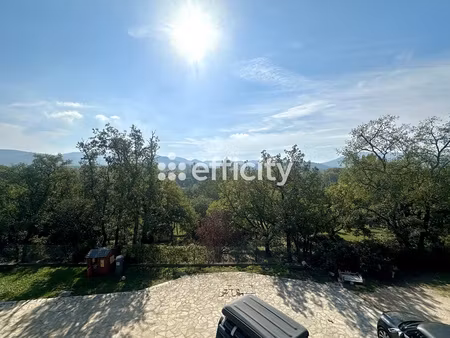 maison 9 pièces - 230 m²