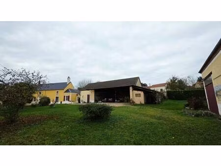 quincy maison de 188m² 7 pieces 5 chambres dependances garage