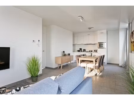 appartement te koop in sint-jans-molenbeek met 1 slaapkamer