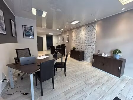 location local commercial 85m² chauny 02300