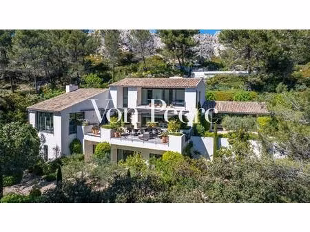 maison avec piscine les baux de provence