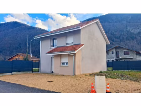 vente maison 4 pièces 96 m² à bonneville (74130)  426 000 €