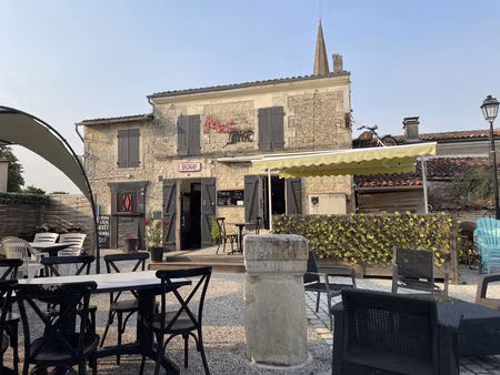 vente local commercial 172m2 bignay 17400 - 81000 € - surface privée