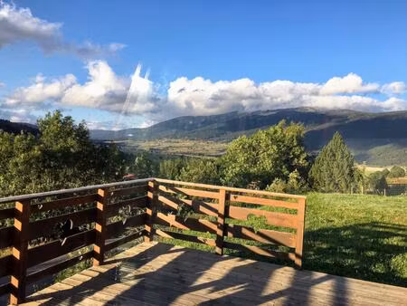 chalet 4 faces de type f5 sur grand terrain