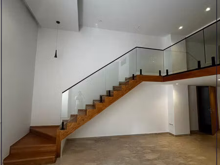 duplex rénové à la cité des perles  bourgogne