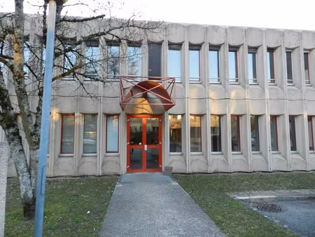 local professionnel à louer meylan 6 pièce(s) 138m2 1 380€/mois ht/hc