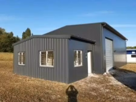 local d'activités à vendre