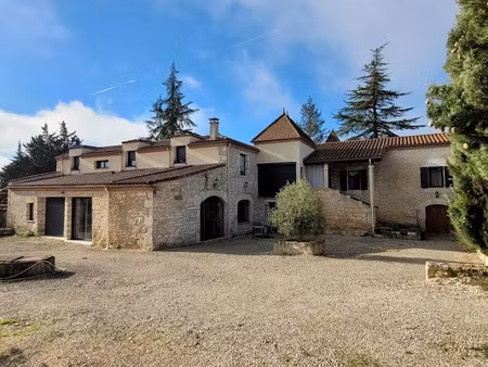 vente maison 8 pièces 237 m² à cremps (46230)  470 000 €