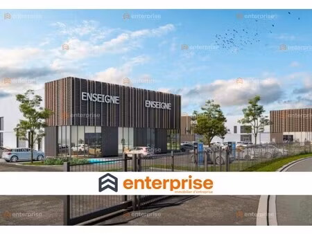 location local commercial