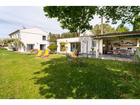 vente maison 7 pièces 235 m² à le thor (84250)  599 000 €