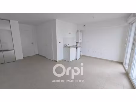 location appartement 1 pièce 29 m² à clermont-ferrand (63100)