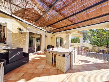 vente maison 5 pièces 169 m² à restinclières (34160)  649 000 €