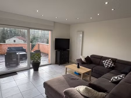 maison rénovée  2/3 chambres  grande pièce de vie  terrasse et garage