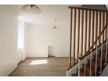 mayenne - maison de ville 3 chambres de 84.33 m²