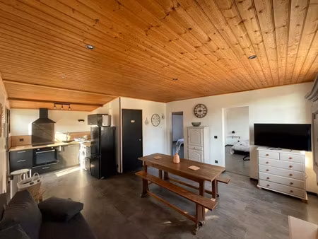 location meublée appartement 4 pièces 60 m² à la tranche-sur-mer (85360)  600 €