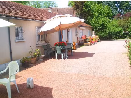 location maison 3 pièces 55 m² à chatellerault (86100)  660 €